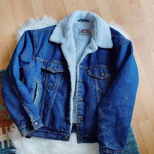 Levi denim Sherpa vintage jacket